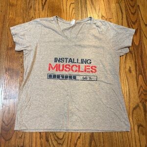 Installing Muscles (Loading) Gym T-Shirt‎  women’s size XXL